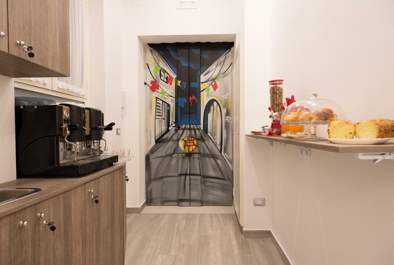 B&B Toledo One Napels Buitenkant foto